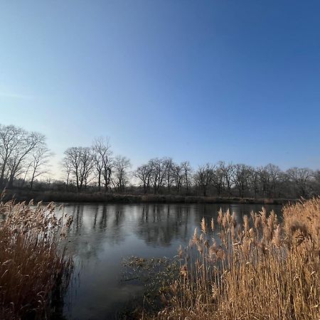欢乐别墅旅馆 Radzewice 外观 照片